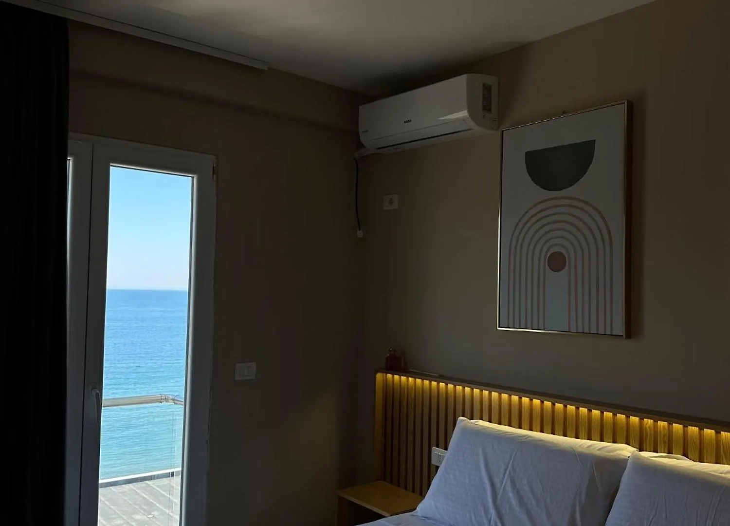 Hotel Coastal Shëngjin